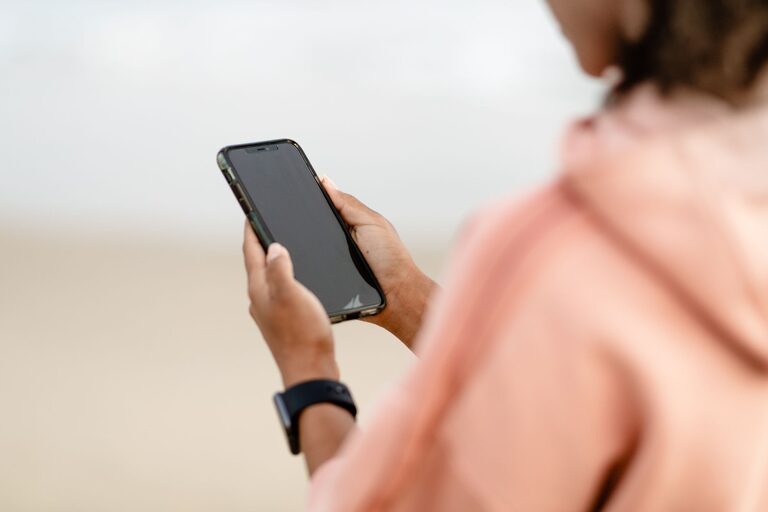 How to Maintain Healthy Phone Habits for a Balanced Lifestyle